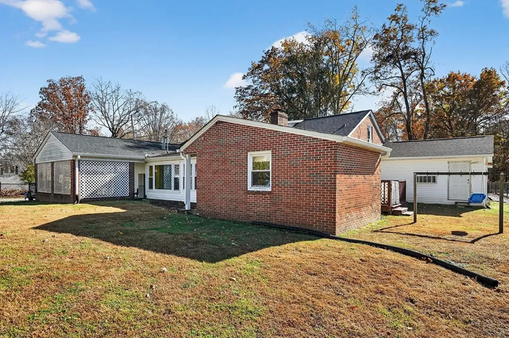 520 E 10th Street Cookeville TN 38501