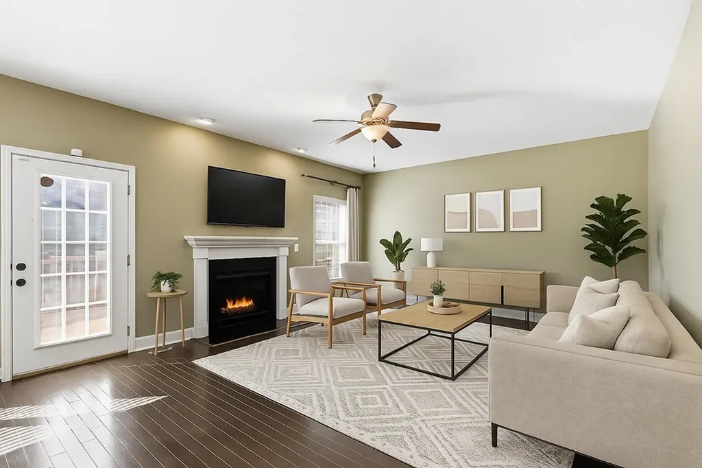 1912 Mahogany Wood Trail Knoxville TN 37920