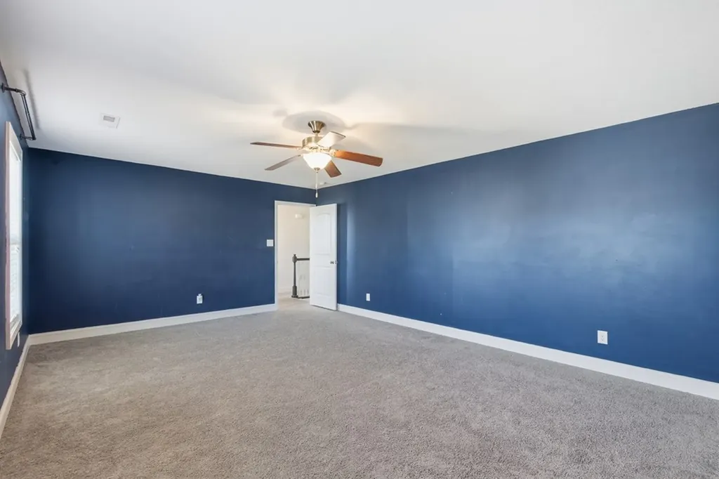 1912 Mahogany Wood Trail Knoxville TN 37920