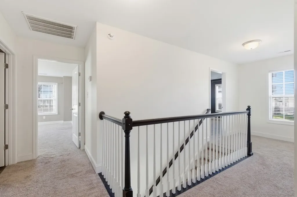 1912 Mahogany Wood Trail Knoxville TN 37920