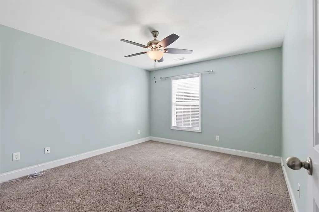 1912 Mahogany Wood Trail Knoxville TN 37920