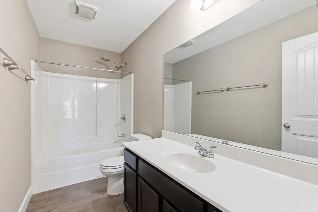 1912 Mahogany Wood Trail Knoxville TN 37920