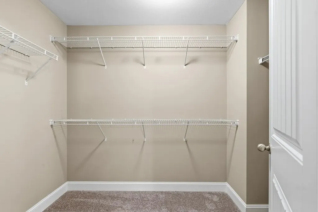 1912 Mahogany Wood Trail Knoxville TN 37920