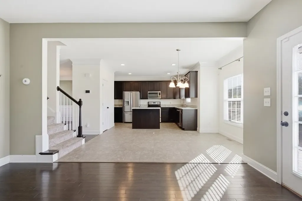 1912 Mahogany Wood Trail Knoxville TN 37920