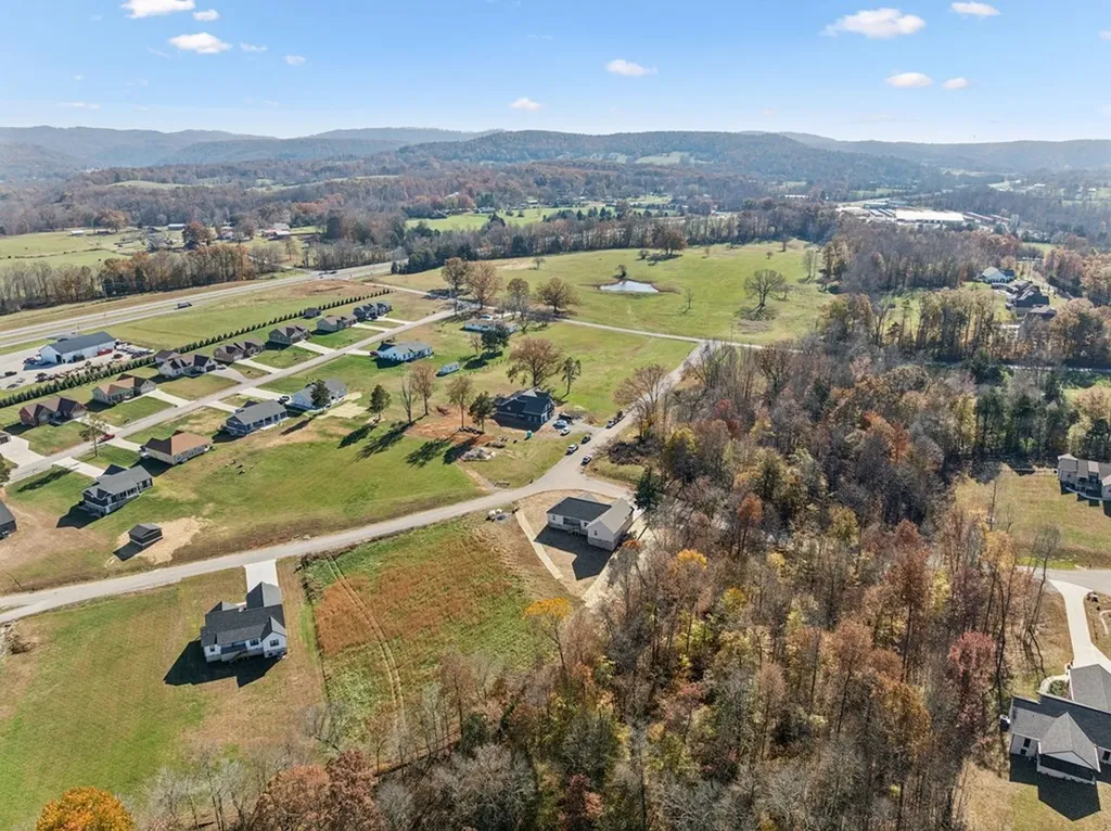 820 Country Wood Court Cookeville TN 38506