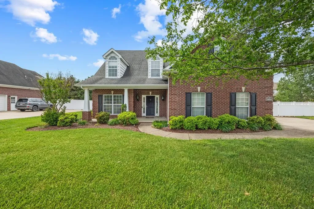 2651 James Edmon Court Murfreesboro TN 37129