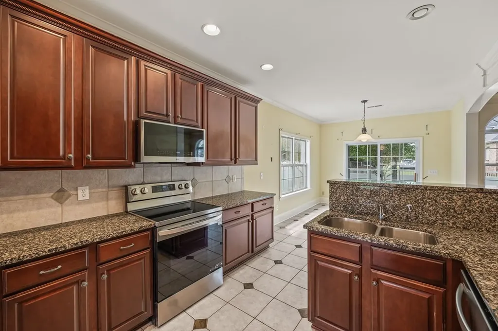 2651 James Edmon Court Murfreesboro TN 37129