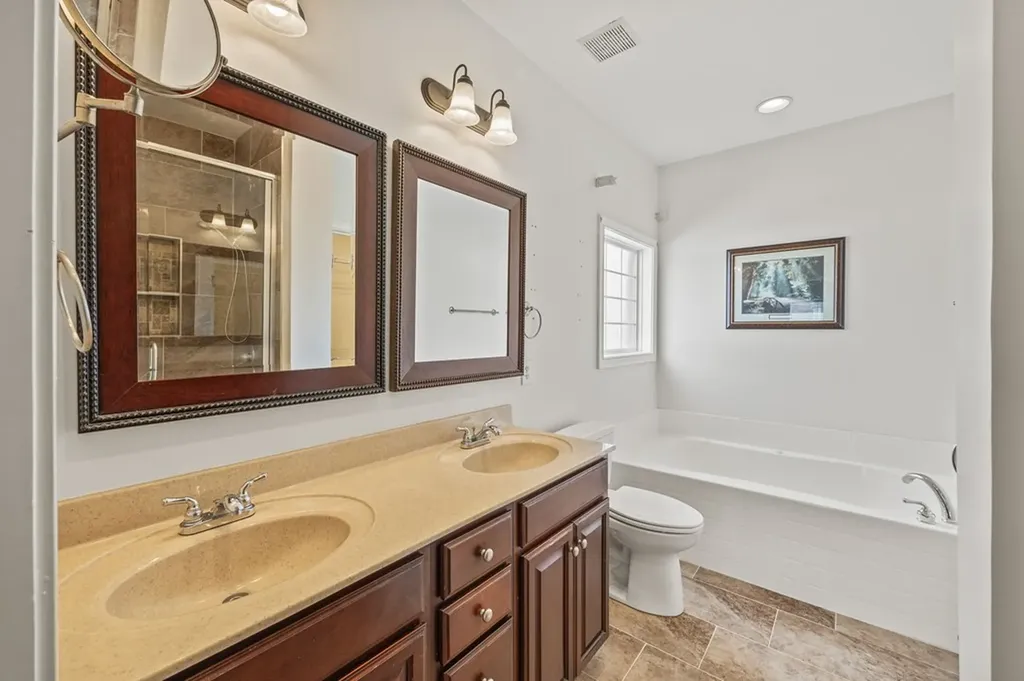 2651 James Edmon Court Murfreesboro TN 37129