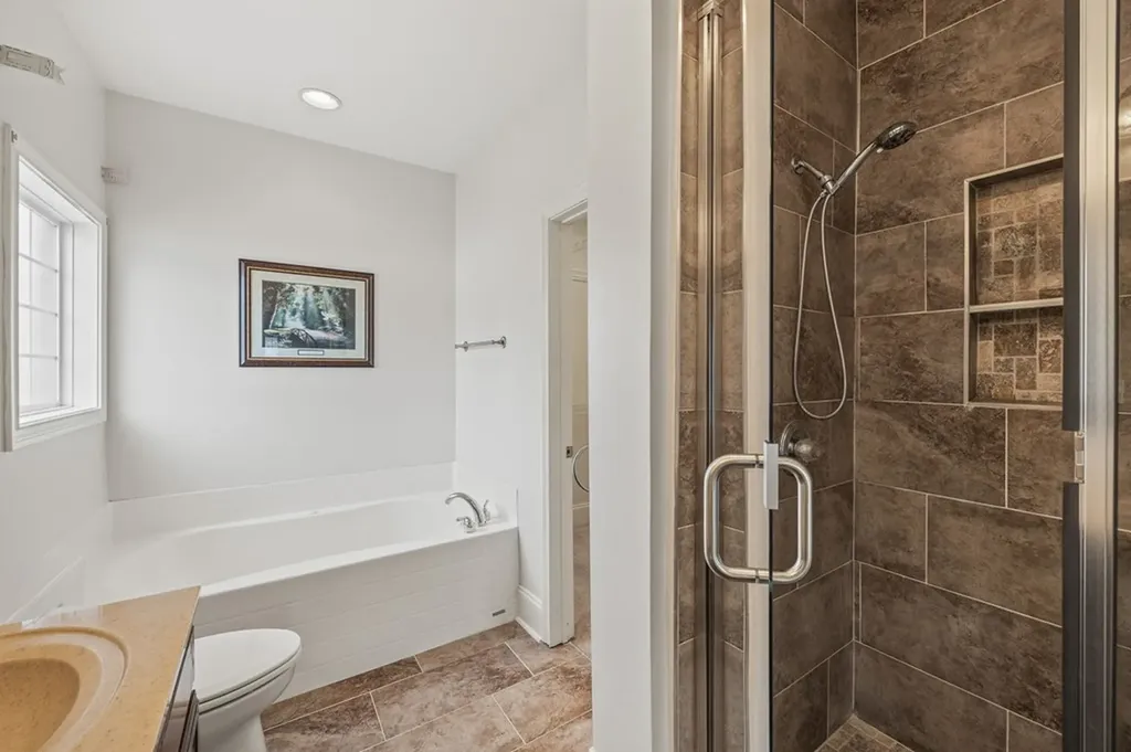 2651 James Edmon Court Murfreesboro TN 37129