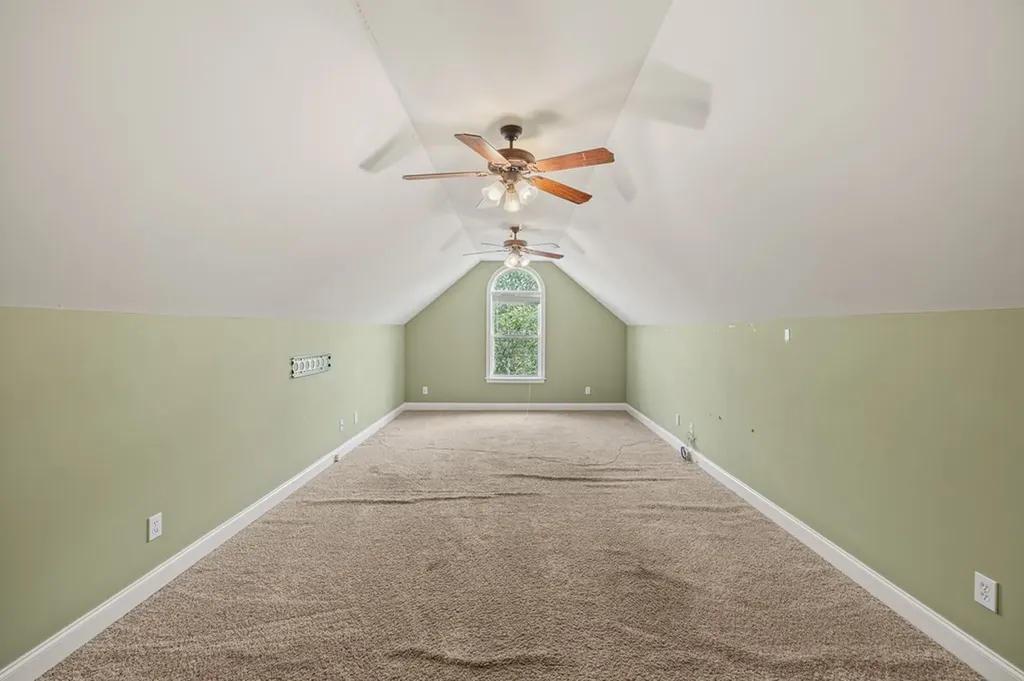 2651 James Edmon Court Murfreesboro TN 37129