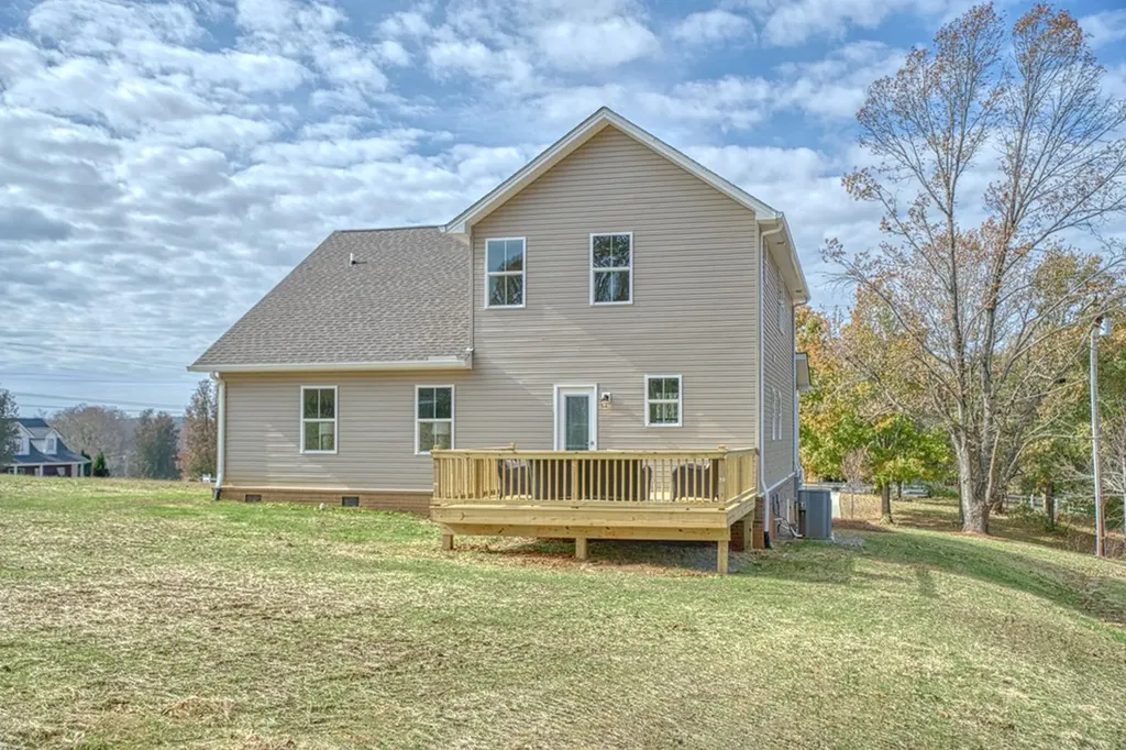 3505 Brookstone Cookeville TN 38506