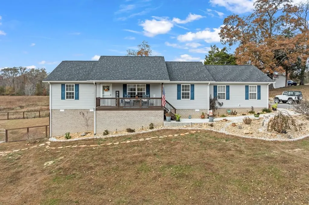 1909 Alex Lane Cookeville TN 38506