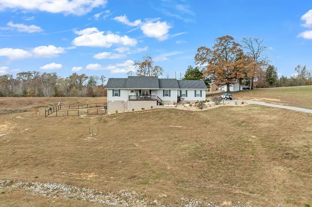 1909 Alex Lane Cookeville TN 38506