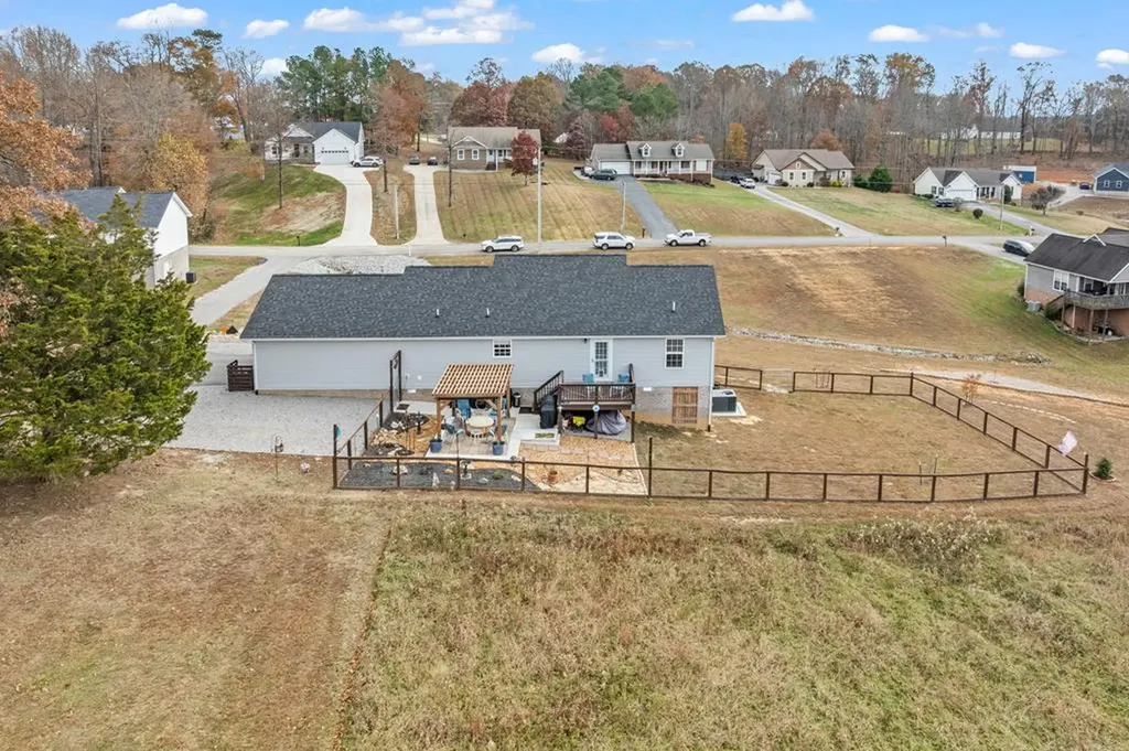 1909 Alex Lane Cookeville TN 38506