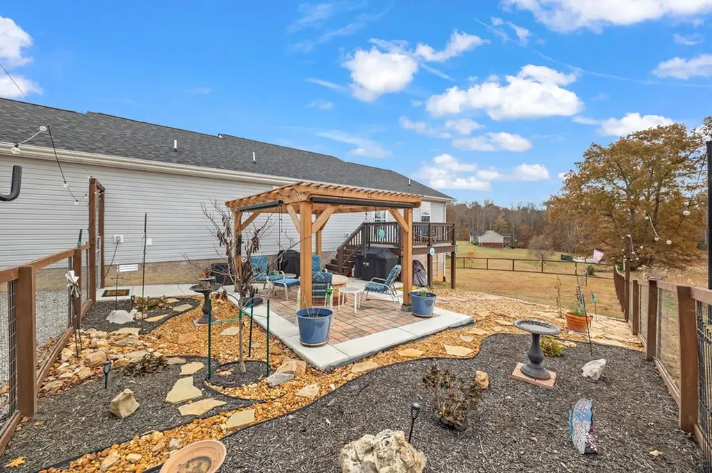 1909 Alex Lane Cookeville TN 38506