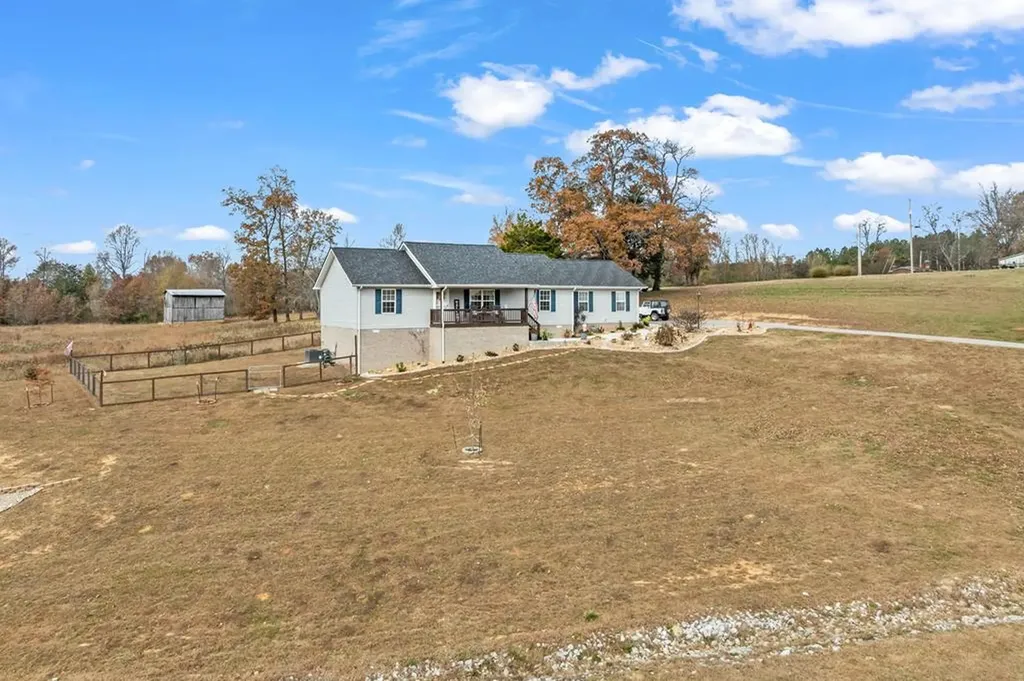 1909 Alex Lane Cookeville TN 38506