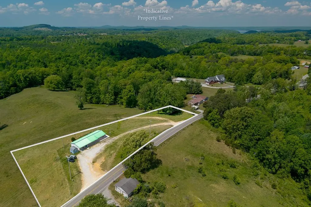 3065 Willow Grove Highway Allons TN 38541
