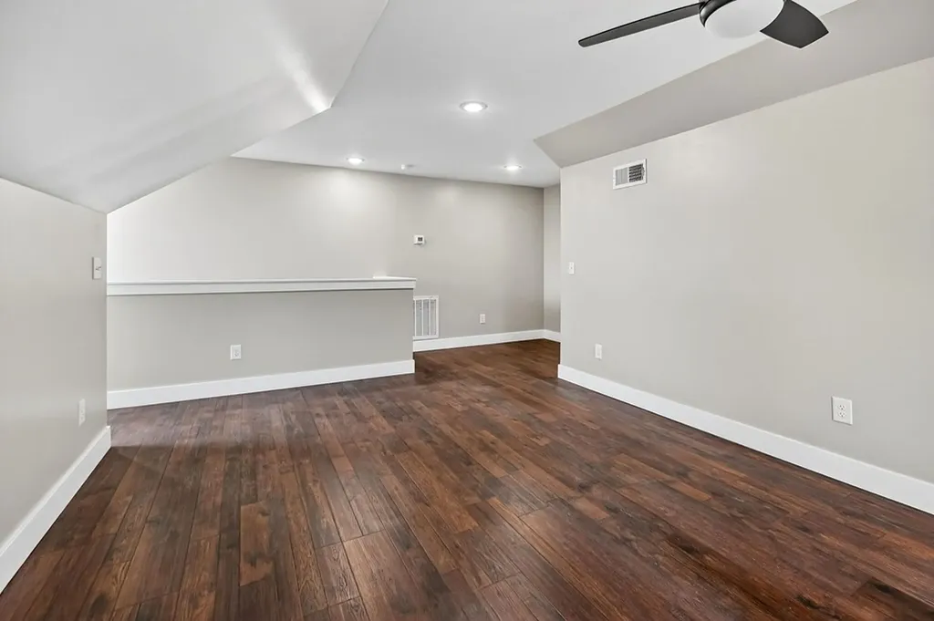 196 Dairy Barn Sparta TN 38583