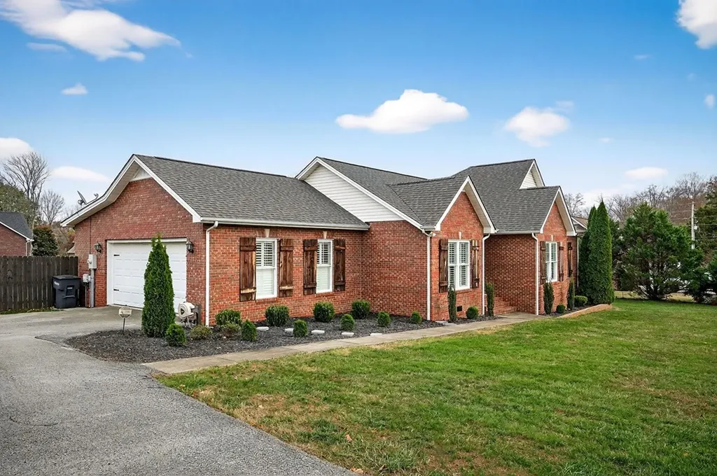 1019 River Bend Drive Cookeville TN 38506