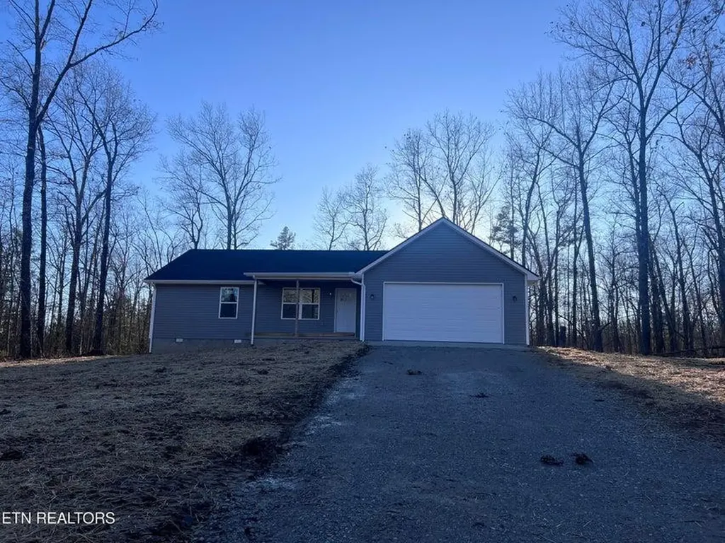 512 St. Anthony Drive Jamestown TN 38556