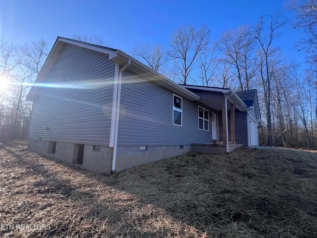 512 Street Anthony Drive Jamestown TN 38556