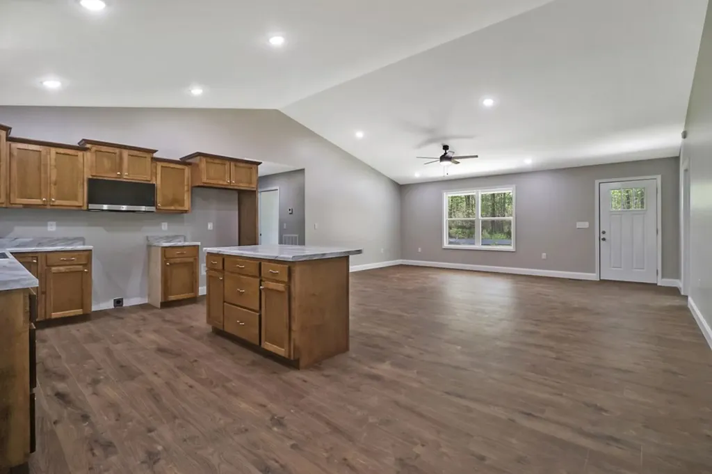 133 Jay Loop Jamestown TN 38556