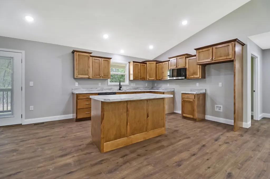 133 Jay Loop Jamestown TN 38556