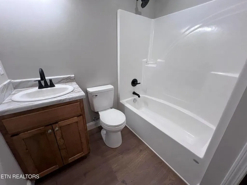 133 Jay Loop Jamestown TN 38556