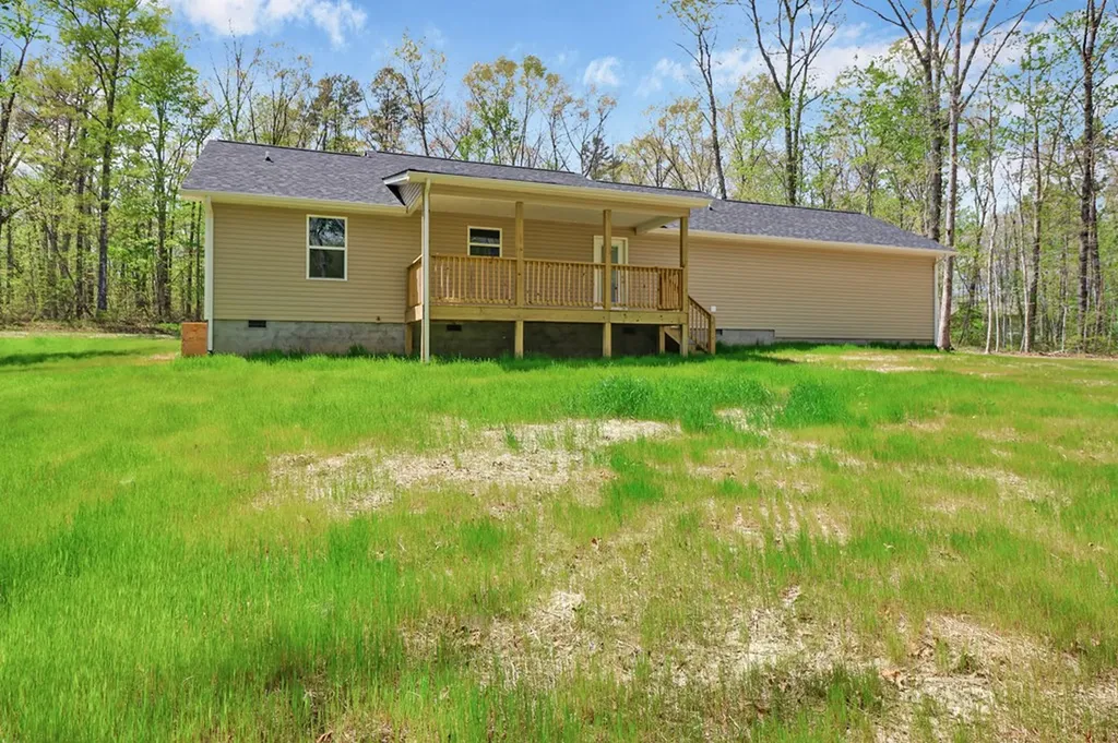 133 Jay Loop Jamestown TN 38556