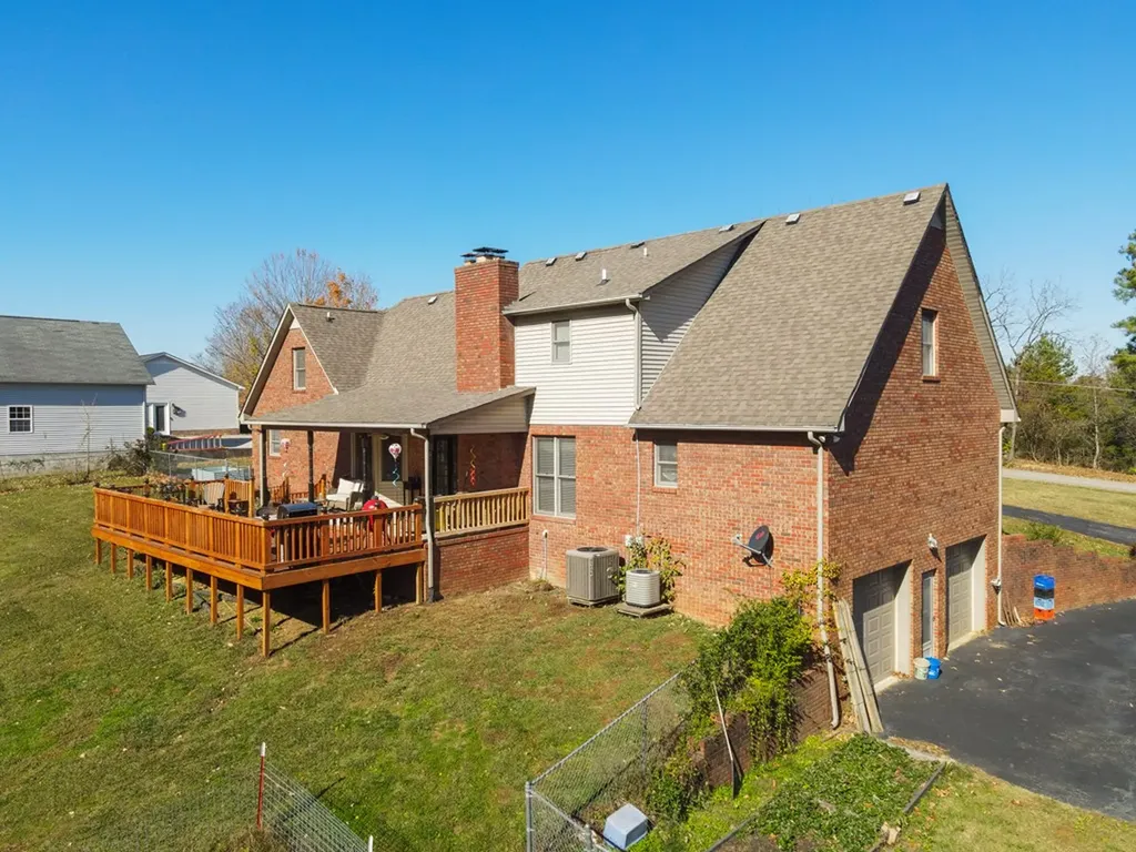 1190 N Allen Road Cookeville TN 38501