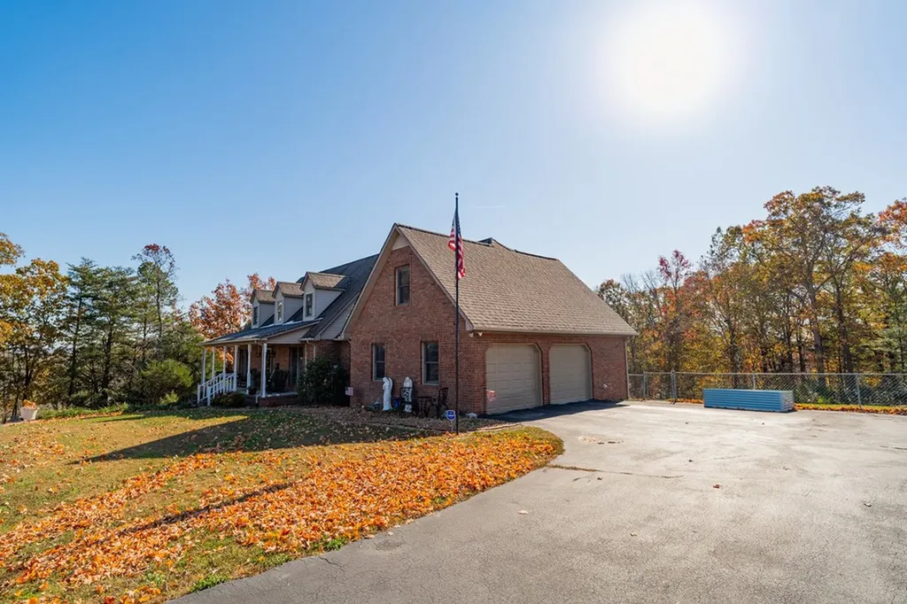 1190 N Allen Road Cookeville TN 38501