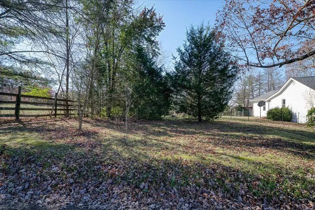47 Morning Star Lane Crossville TN 38572