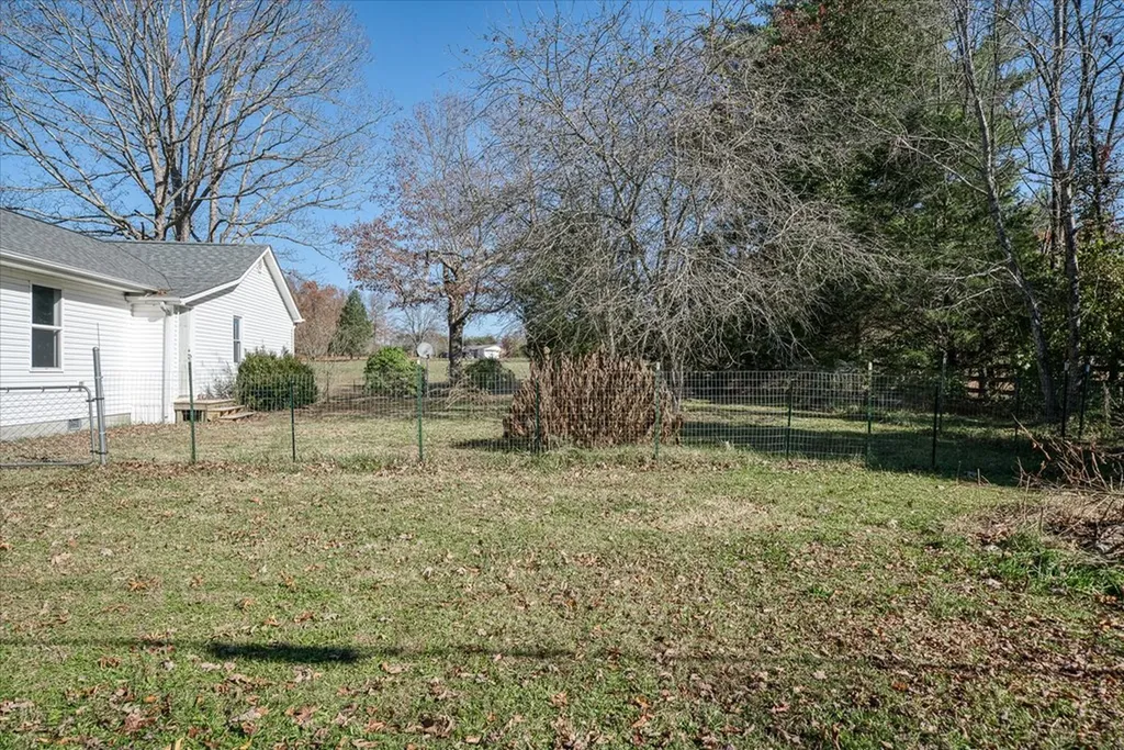 47 Morning Star Lane Crossville TN 38572