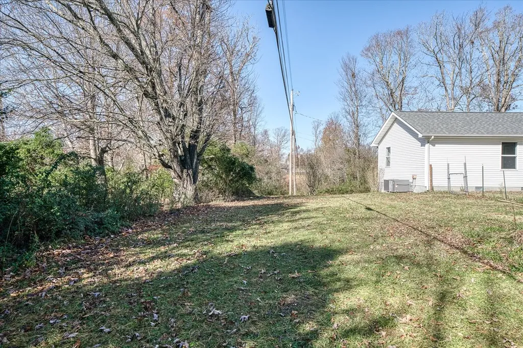 47 Morning Star Lane Crossville TN 38572