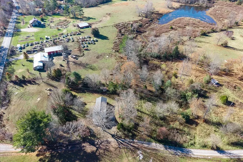 47 Morning Star Lane Crossville TN 38572