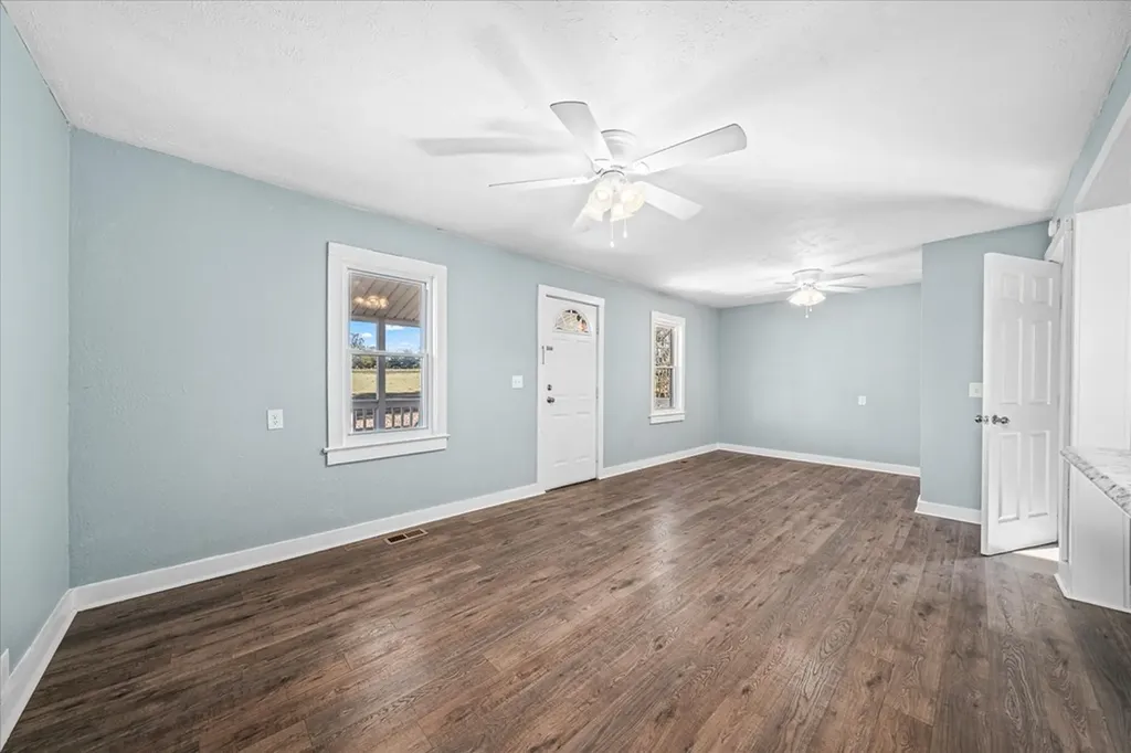 47 Morning Star Lane Crossville TN 38572