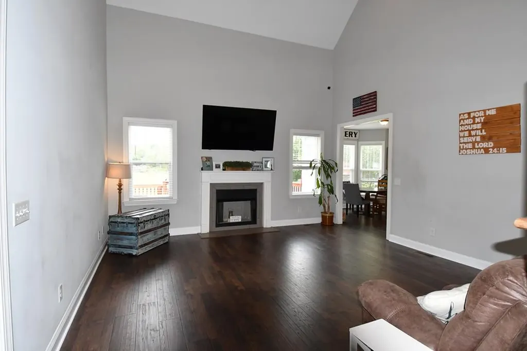 2015 Africa Road Lebanon TN 37087