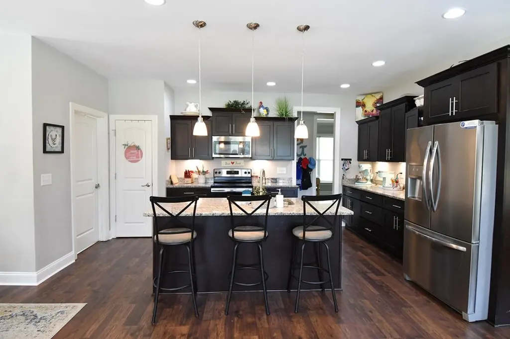 2015 Africa Road Lebanon TN 37087