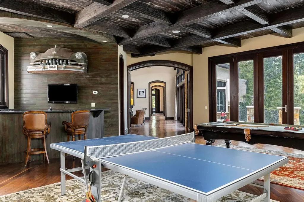 1050 Pine Creek Falls Road Smithville TN 37166