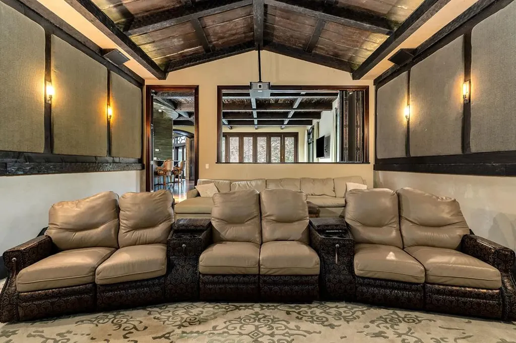 1050 Pine Creek Falls Road Smithville TN 37166