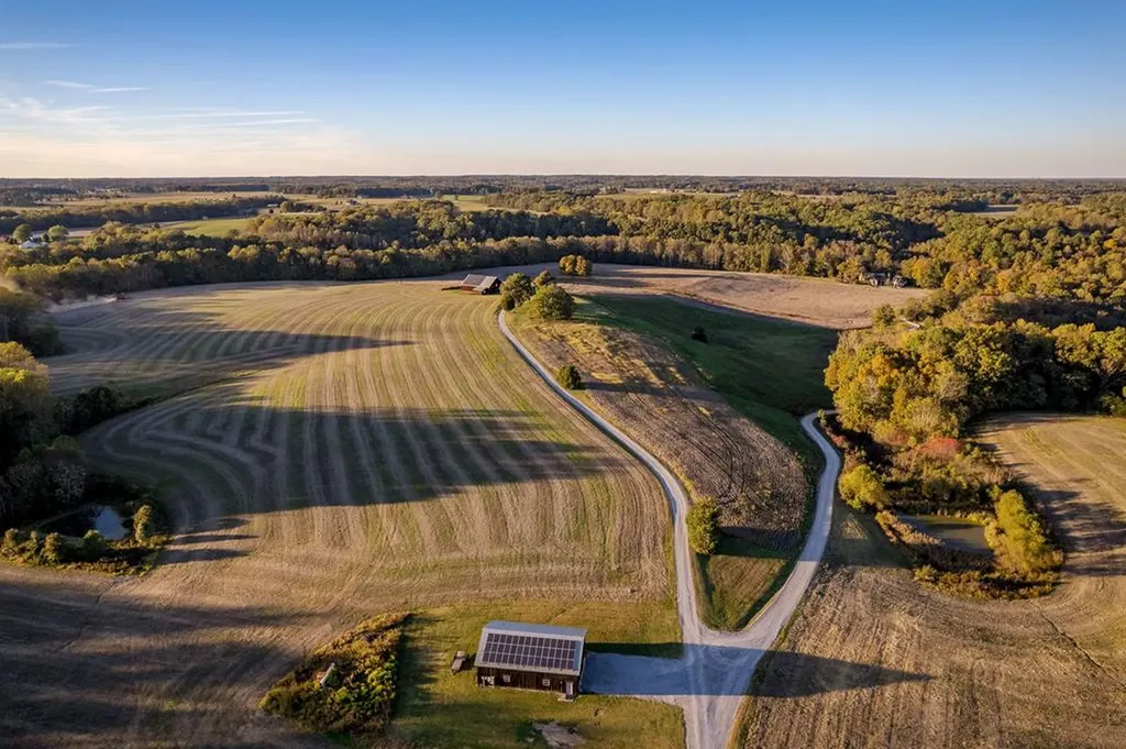 1050 Pine Creek Falls Road Smithville TN 37166