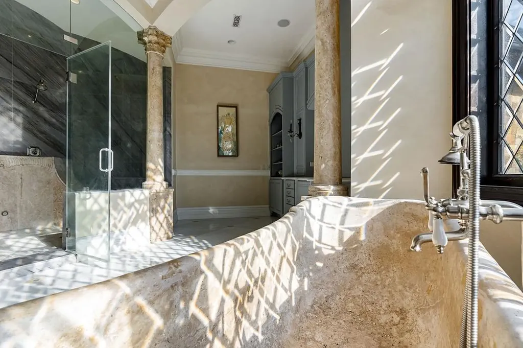 1050 Pine Creek Falls Road Smithville TN 37166