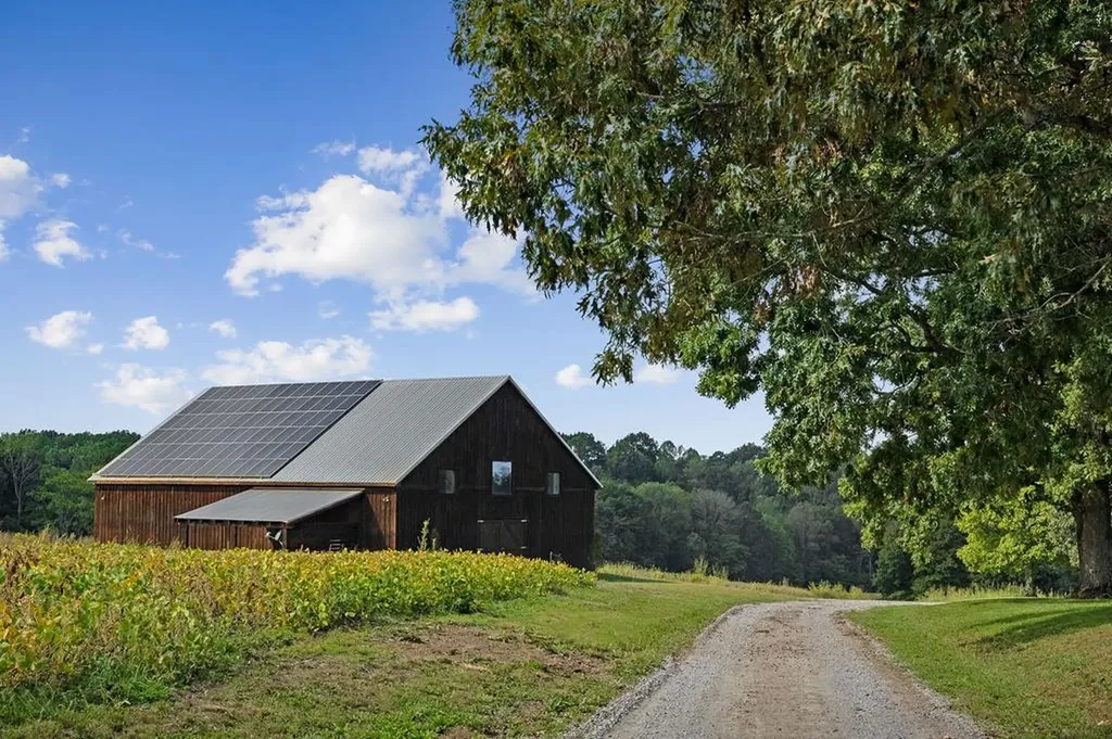 1050 Pine Creek Falls Road Smithville TN 37166