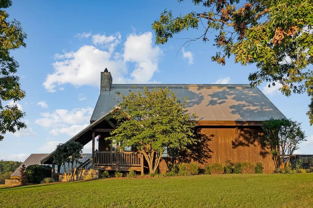 1050 Pine Creek Falls Road Smithville TN 37166