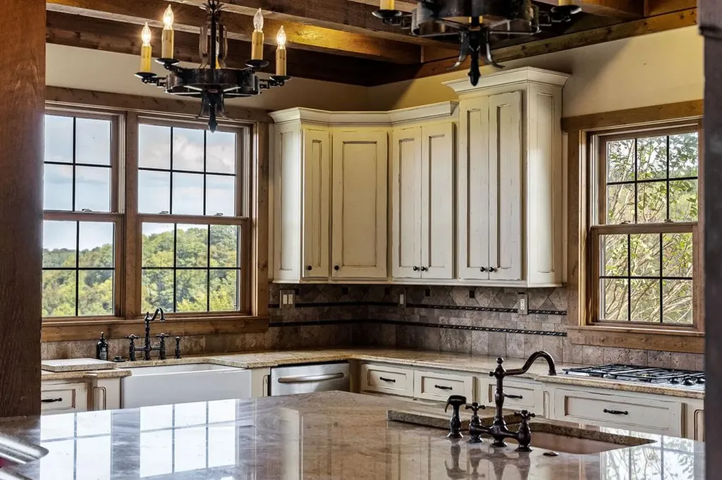 1050 Pine Creek Falls Road Smithville TN 37166