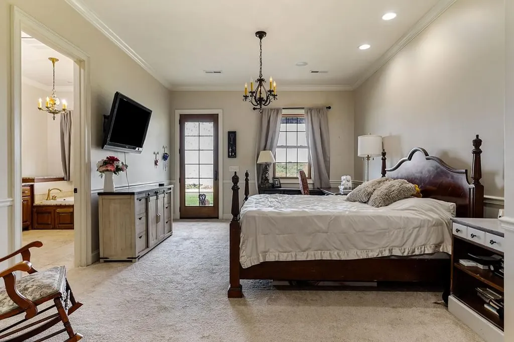 1050 Pine Creek Falls Road Smithville TN 37166