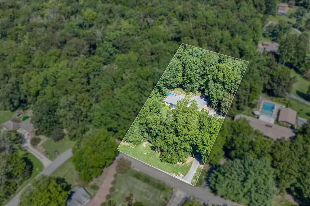 1355 Pilot Cookeville TN 38506