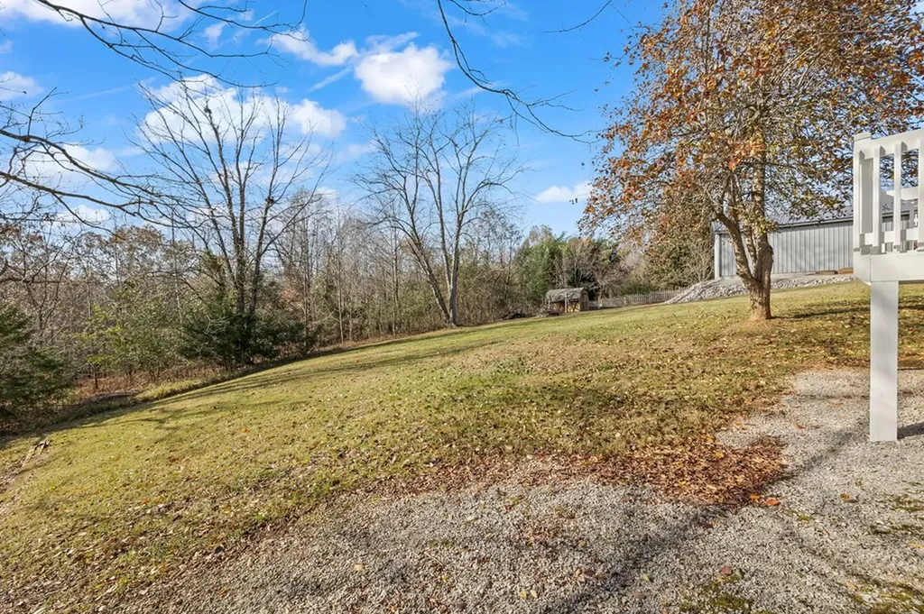 312 Cosby Parris Road Byrdstown TN 38549