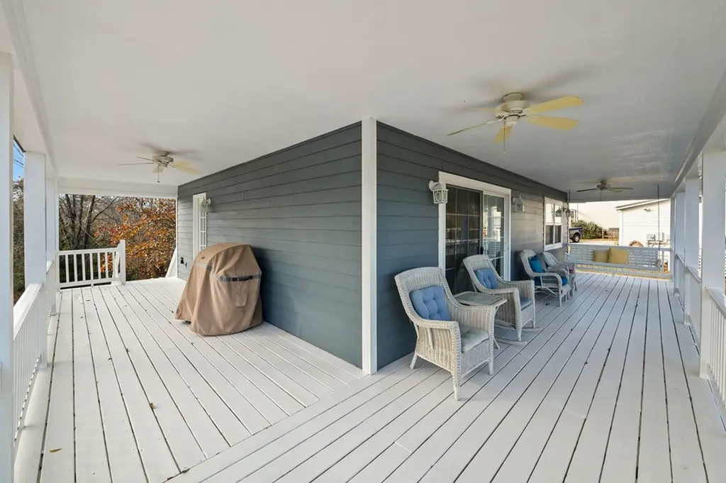 312 Cosby Parris Road Byrdstown TN 38549