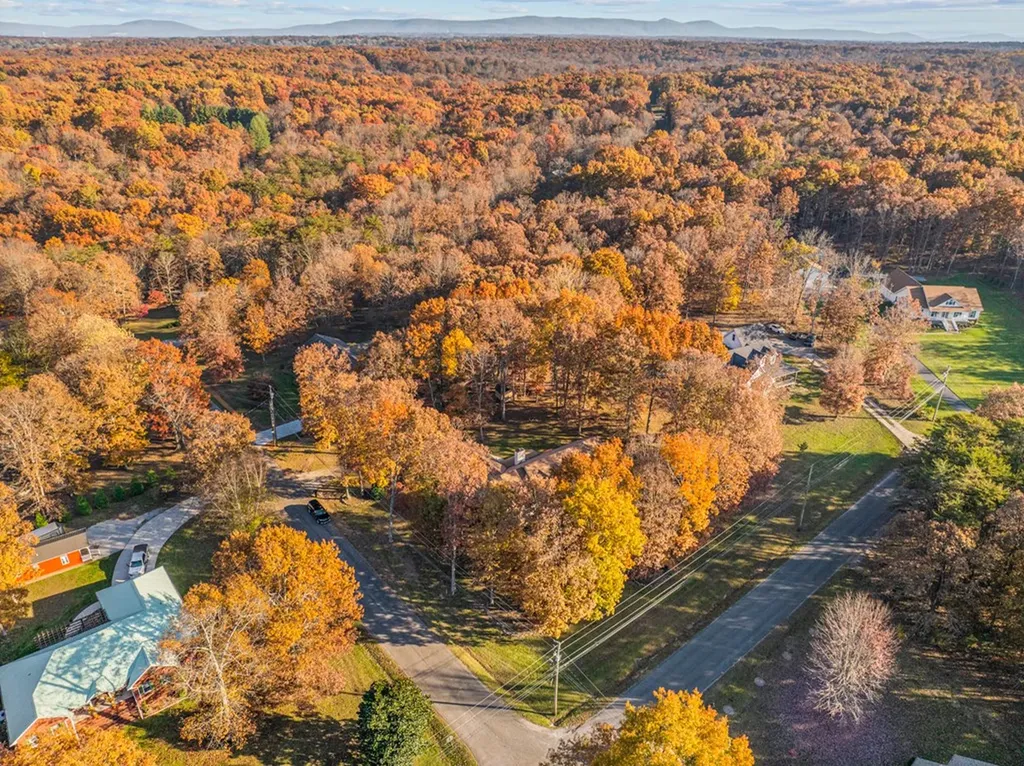 42 Forest Crossover Drive Crossville TN 38555